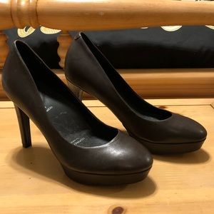 rockport adiprene by adidas heels